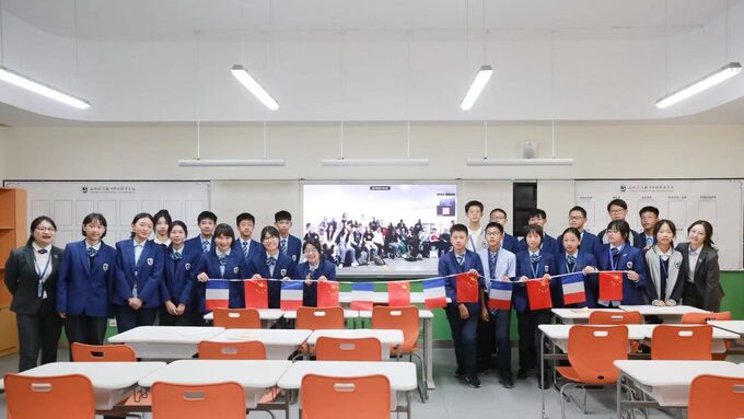la classe de 5ème du collège international de suzhou.jpg